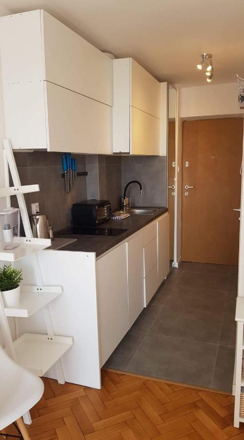 Apartament Plac Trzech Krzyzy Varšava Exteriér fotografie