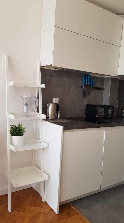 Apartament Plac Trzech Krzyzy Varšava Exteriér fotografie